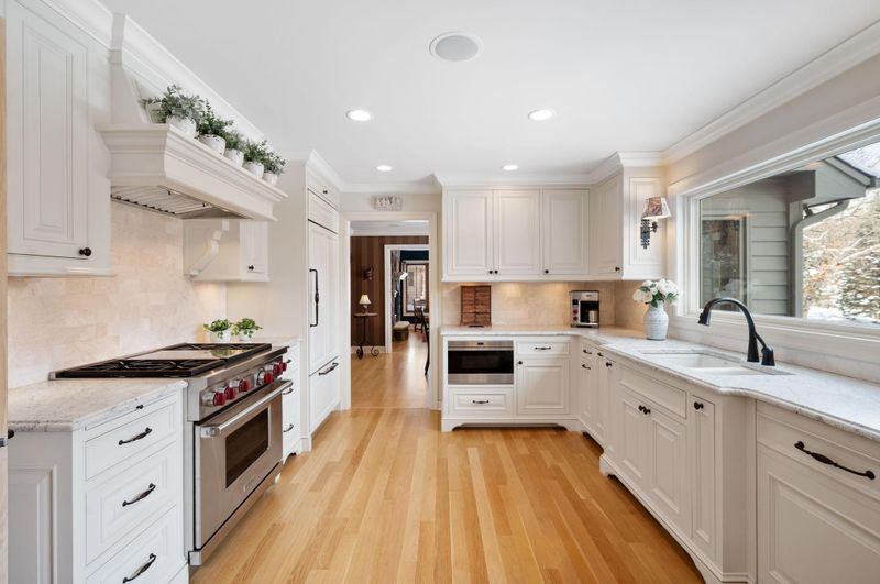 2257 Mahogany Way, Eagan, MN 55122
