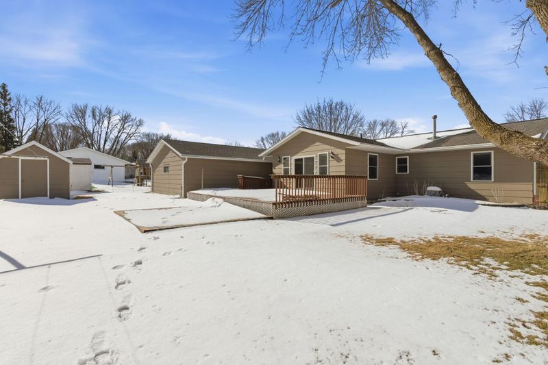 1308 27th St NW, Willmar, MN 56201