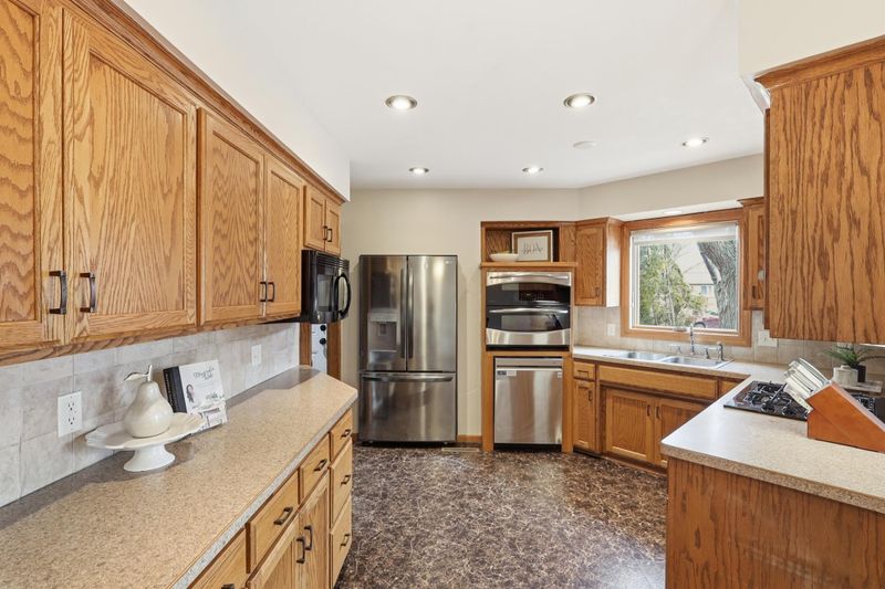 1412 10th Ave W, Shakopee, MN 55379