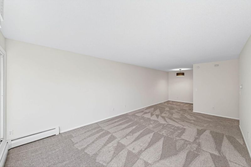 181 Little Canada Rd E #219, Little Canada, MN 55117