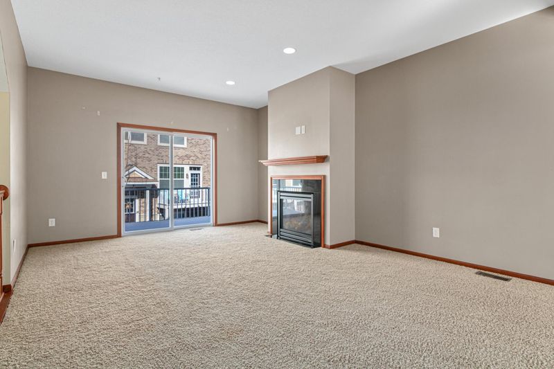 1949 Commonwealth Blvd #2, Chanhassen, MN 55317