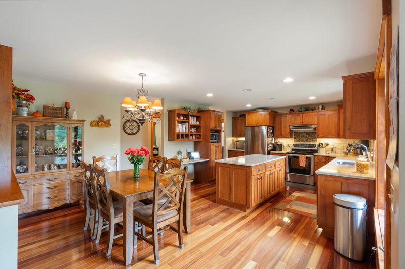 32433 Cedar St, Breezy Point, MN 56472