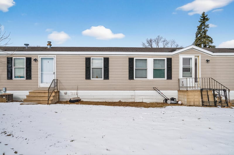 3234 NE 89th Dr NE, Blaine, MN 55449