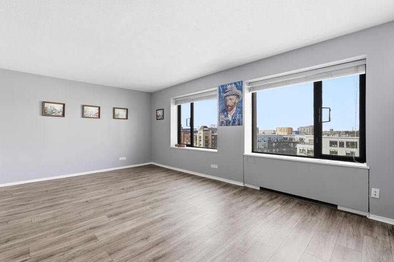15 S 1st St #A913, Minneapolis, MN 55401