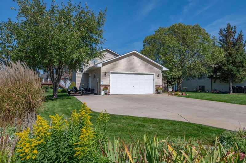 15429 Darling Pa, Rosemount, MN 55068