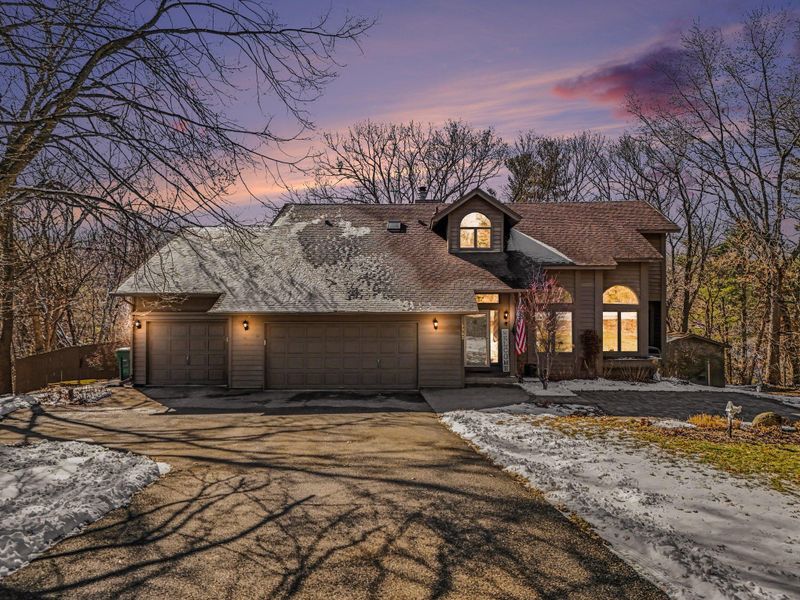 9983 Arcola Ct N, Stillwater, MN 55082