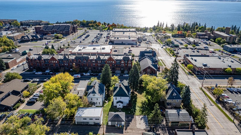 1211 E 1st St, Duluth, MN 55805