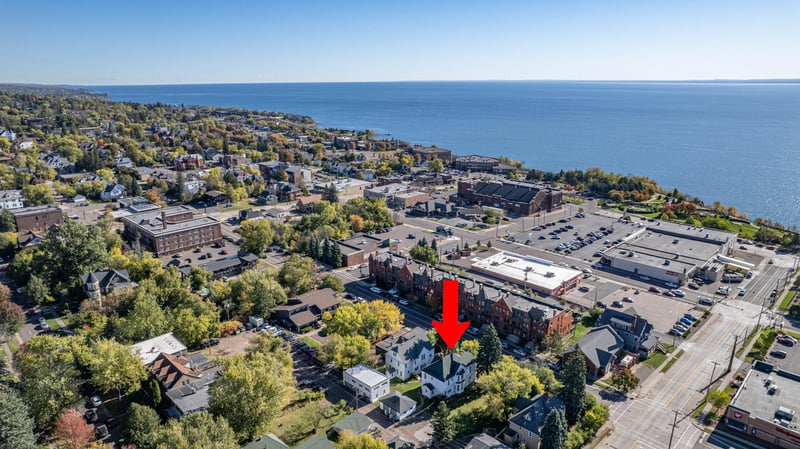 1211 E 1st St, Duluth, MN 55805