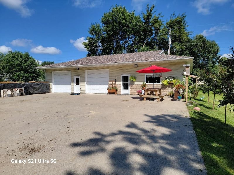 235 North St W, Eagle Bend, MN 56446