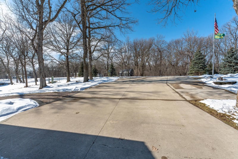 27757 Oak Point Rd, Elbow Lake, MN 56531