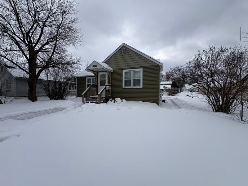 1518 10th St S, Virginia, MN 55792