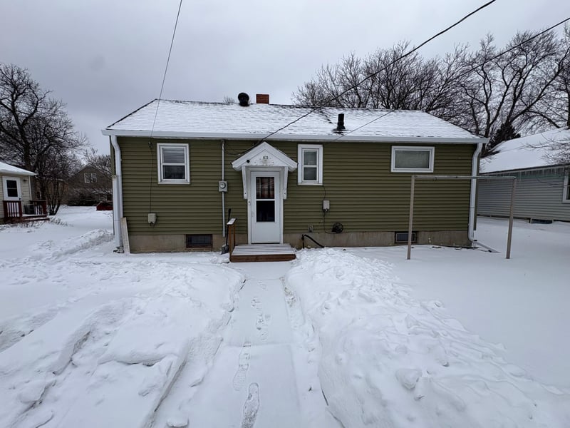 1518 10th St S, Virginia, MN 55792