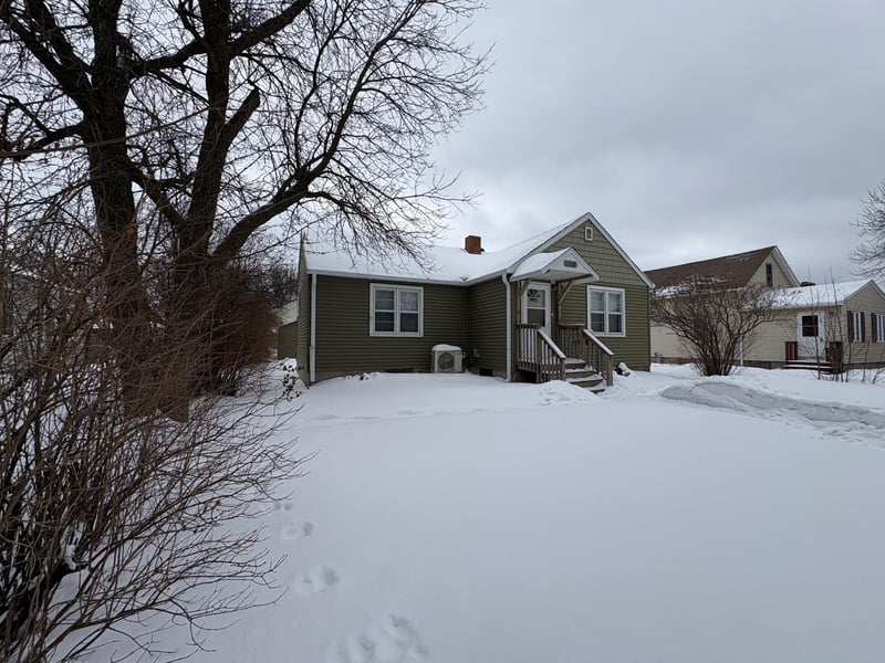 1518 10th St S, Virginia, MN 55792