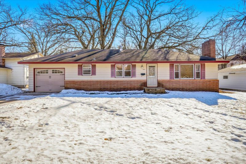 803 N 2nd St, Princeton, MN 55371