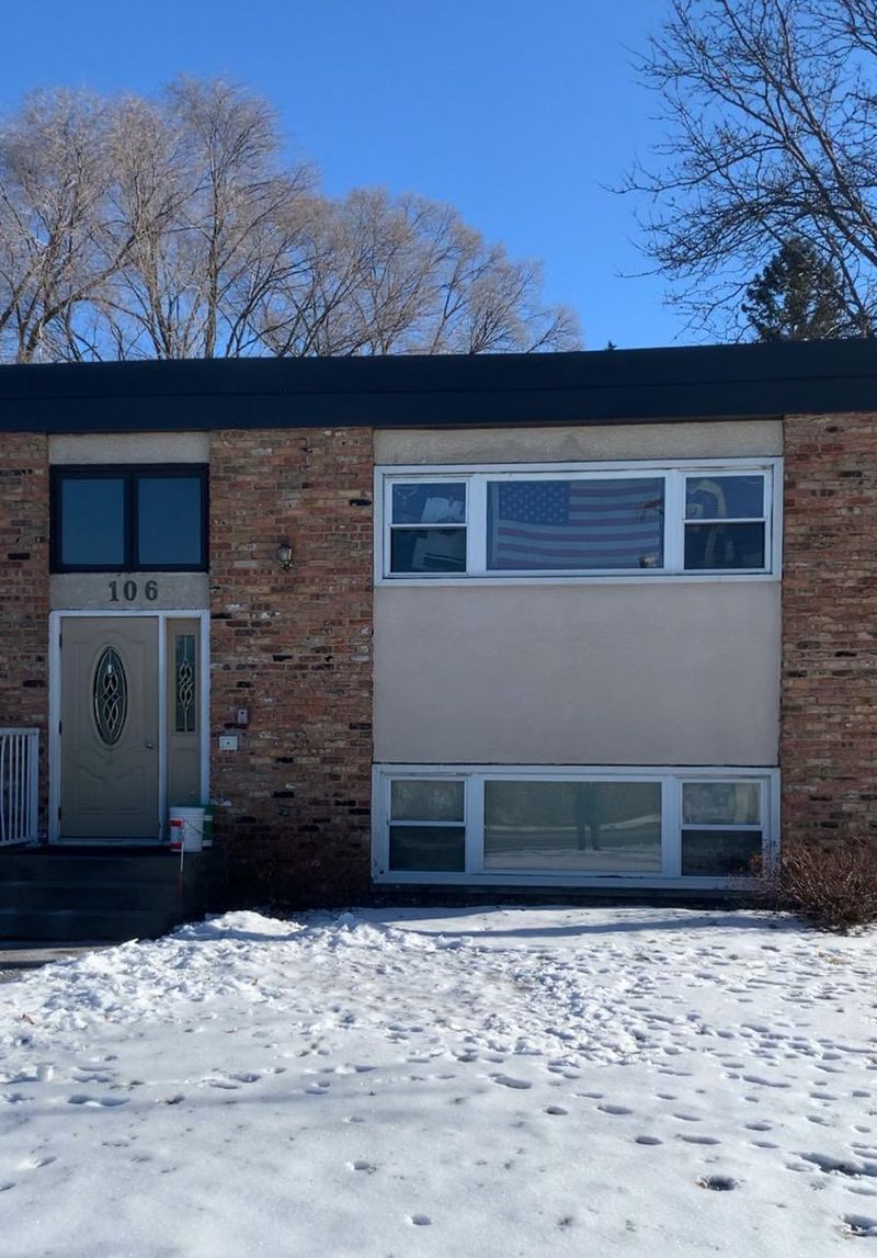 7673 E River Rd, Fridley, MN 55432
