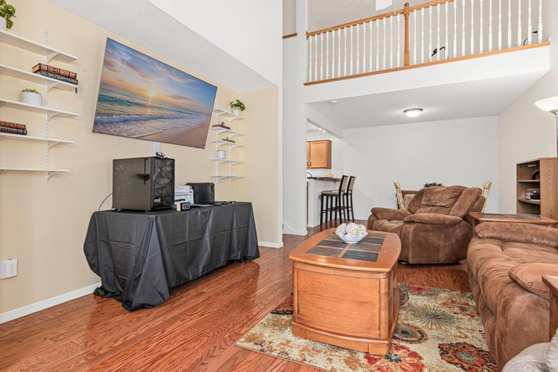 8958 Pheasant Ln, Saint Bonifacius, MN 55375