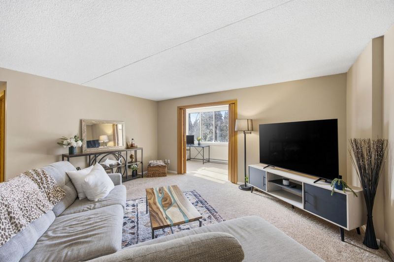 105 3rd St N #208, Moorhead, MN 56560