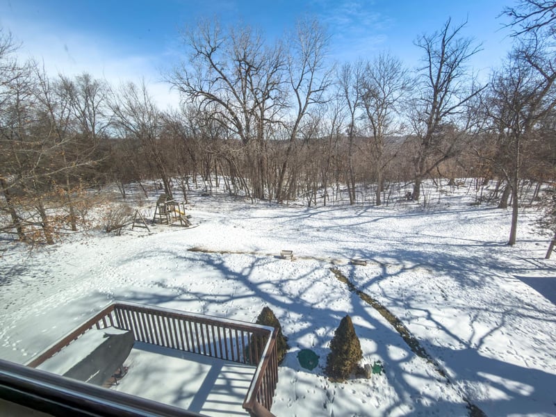 624 Ridge Rd, Henderson, MN 56044