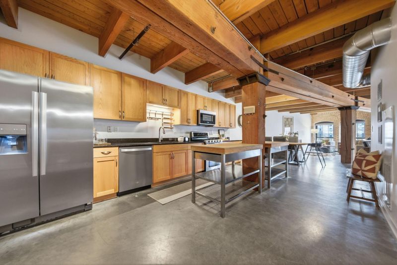 404 Washington Ave N #304, Minneapolis, MN 55401