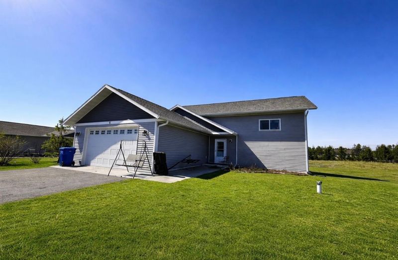 2008 Whiting Rd NW #6, Bemidji, MN 56601