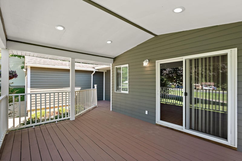 212 Central Ave S, Norwood Young America, MN 55397