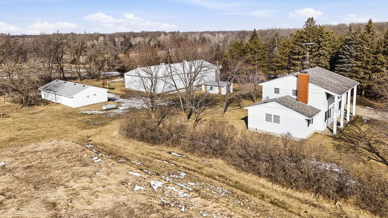 8229 132nd St NW, Annandale, MN 55302