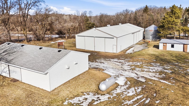 8229 132nd St NW, Annandale, MN 55302