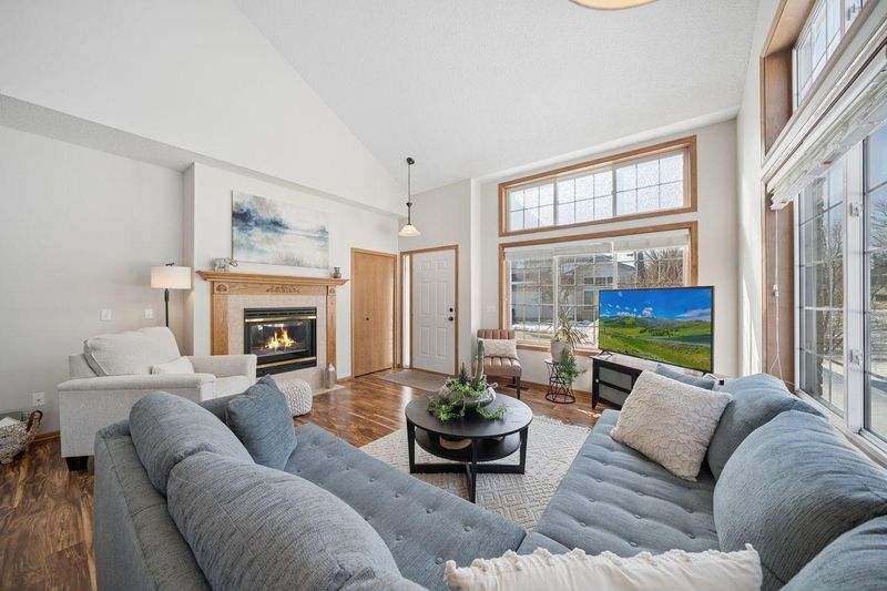 12975 Echo Ln, Apple Valley, MN 55124