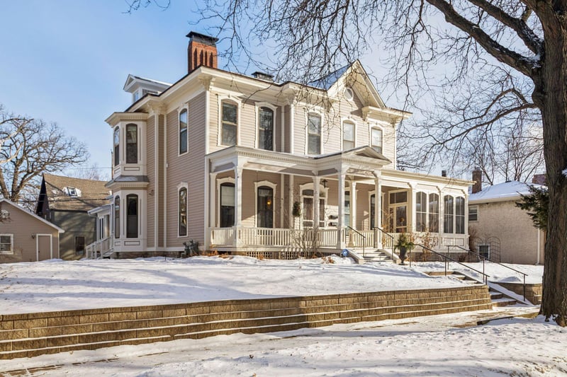 96 Virginia St, Saint Paul, MN 55102