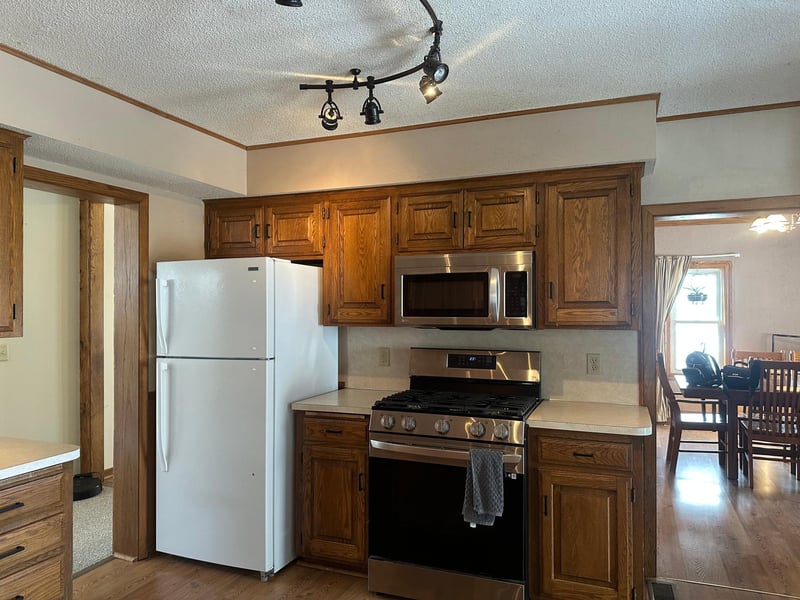 207 Louis St E, Cologne, MN 55322