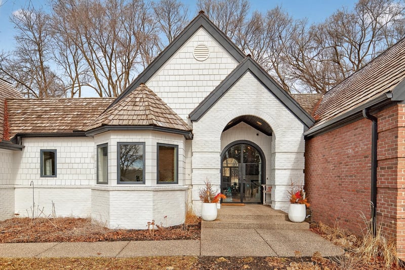 6141 Sherman Cir, Edina, MN 55436