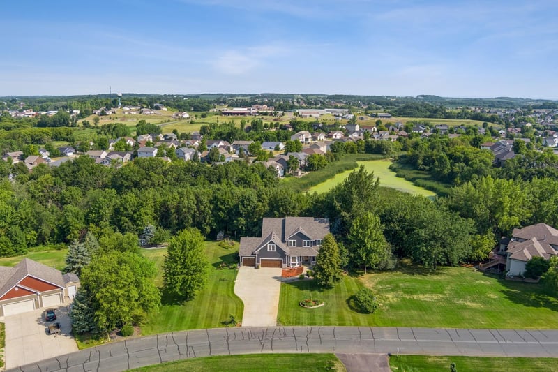 448 Singing Hills Dr SE, Lonsdale, MN 55046