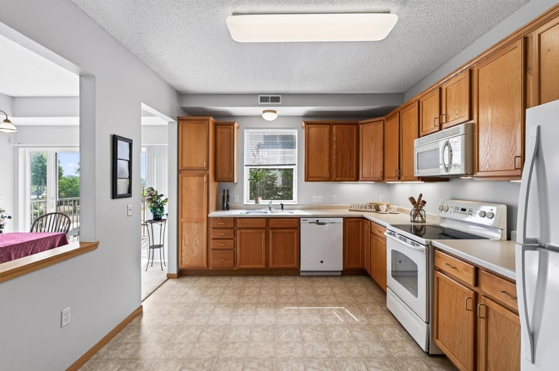 1900 Rush Lake Trl #232, New Brighton, MN 55112