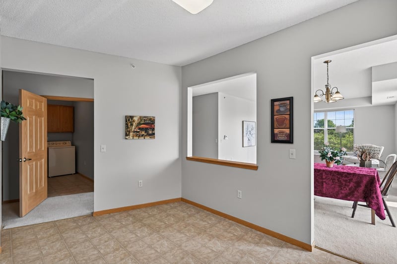1900 Rush Lake Trl #232, New Brighton, MN 55112