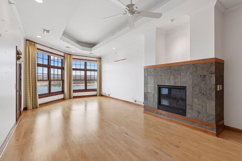 225 Lawrence Blvd W #406, Wabasha, MN 55981