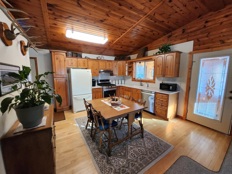 16334 W Stoney Hill Rd, Birchwood, WI 54817