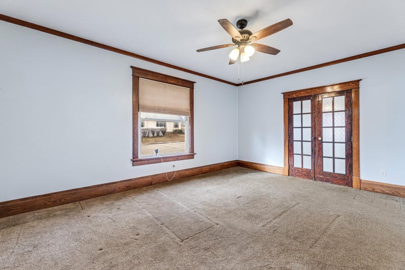 309 E Lincoln St, Caledonia, MN 55921