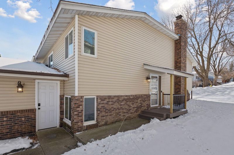 6106 Creek View Trl, Minnetonka, MN 55345