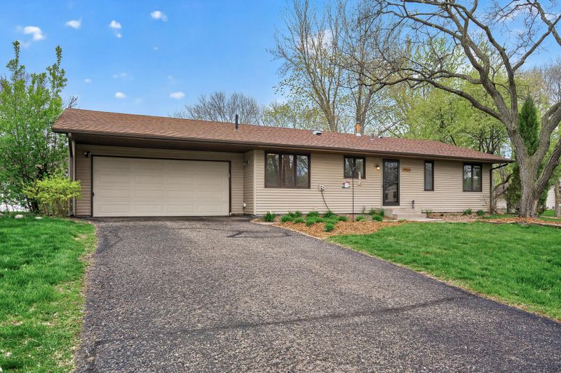 9904 107th Pl N, Maple Grove, MN 55369