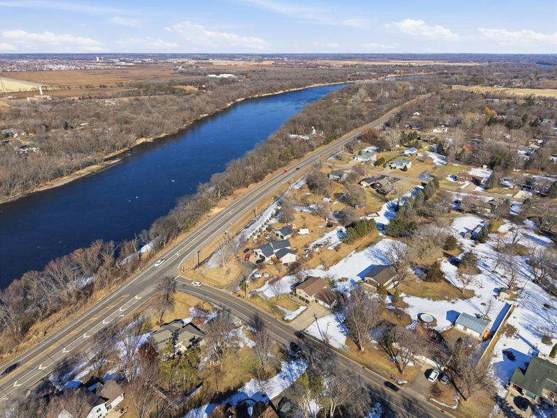 9851 Gillard Ave NE, Monticello, MN 55362