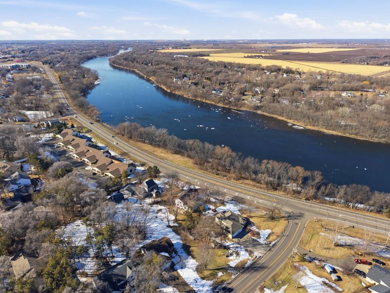 9851 Gillard Ave NE, Monticello, MN 55362