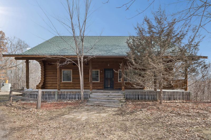 42615 Daisy Ave, Harris, MN 55032
