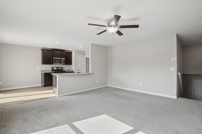 1012 White Tail Ln, Montrose, MN 55363