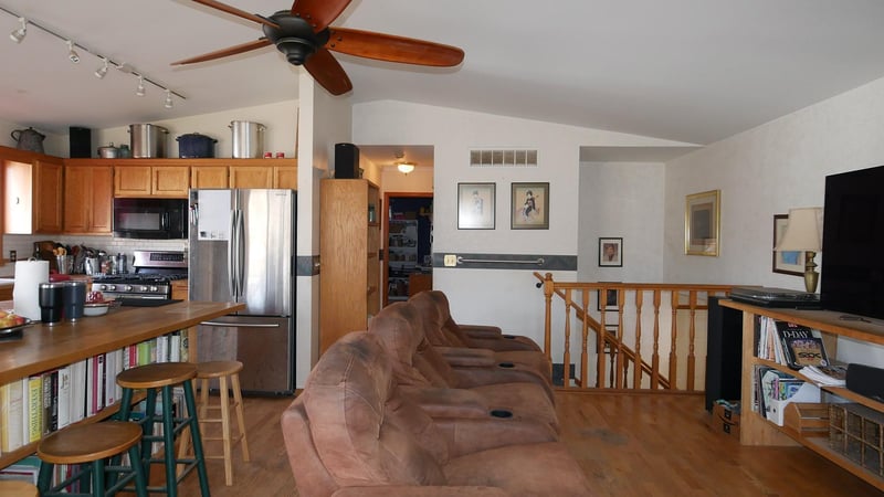 2023 Meadow St, Cologne, MN 55322