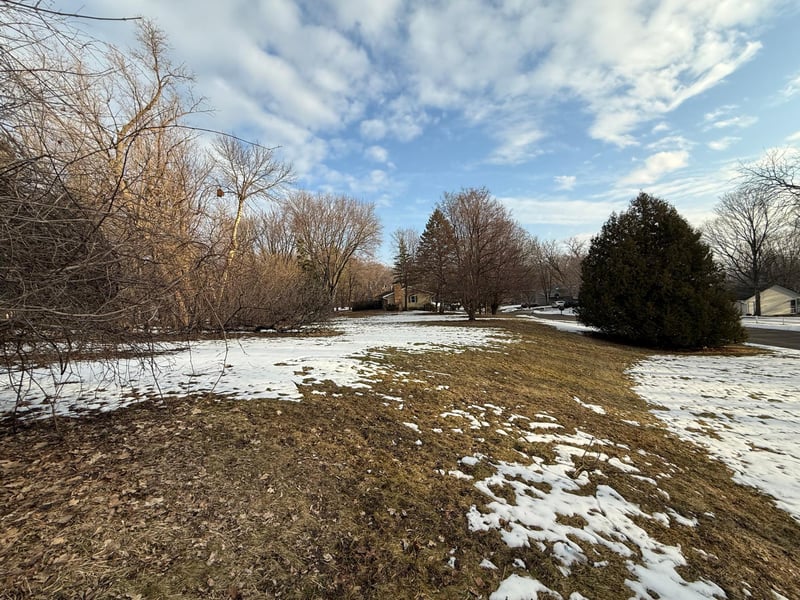 5600 Shorewood Ln, Excelsior, MN 55331