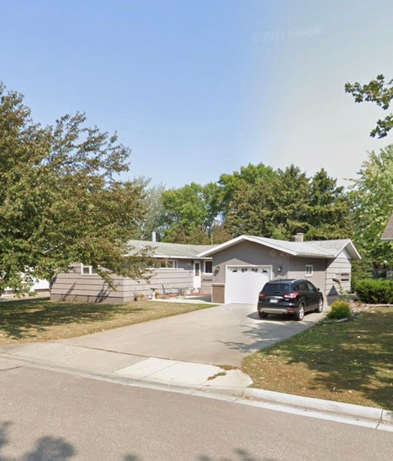814 2nd St SE, Elbow Lake, MN 56531