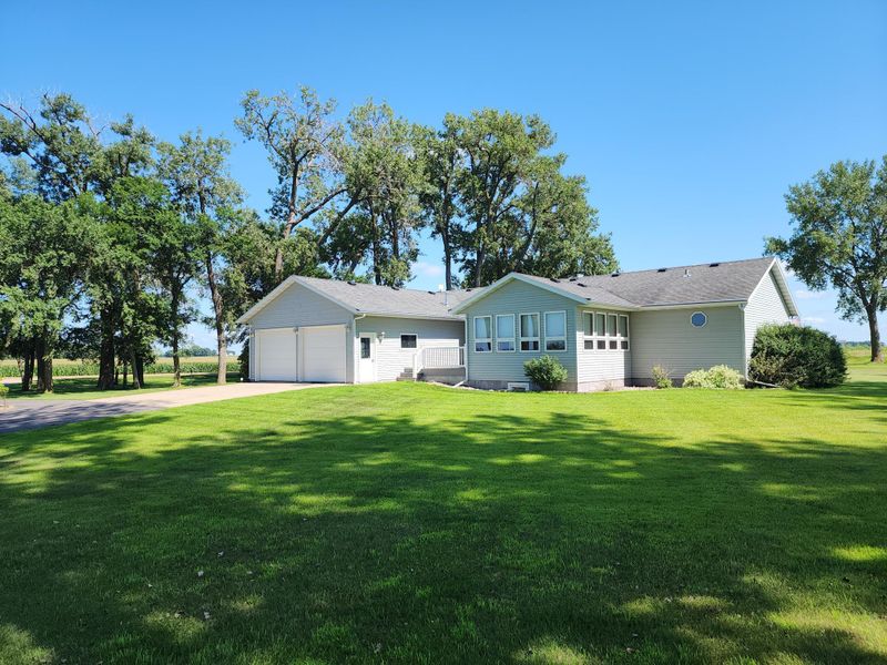 34907 790th Ave, Madelia, MN 56062