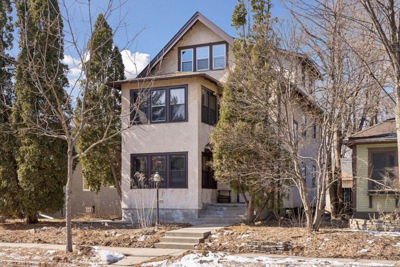 2916 38th Ave S, Minneapolis, MN 55406