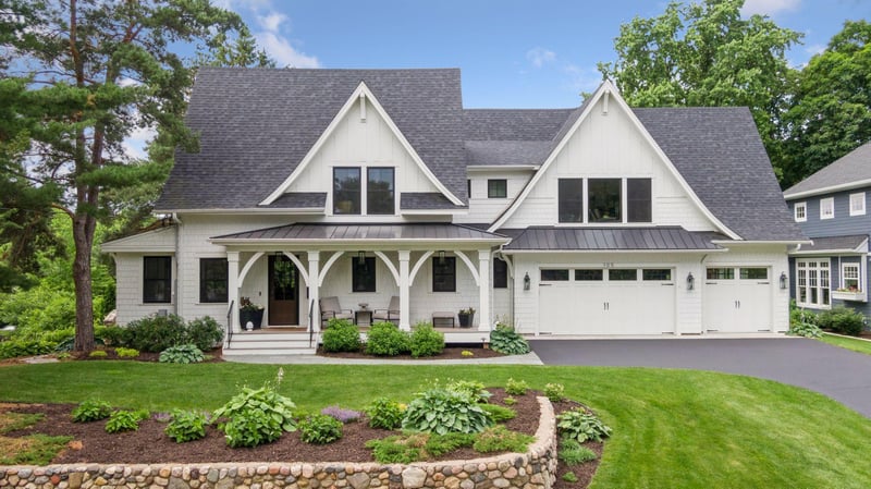 105 Walker Ave N, Wayzata, MN 55391