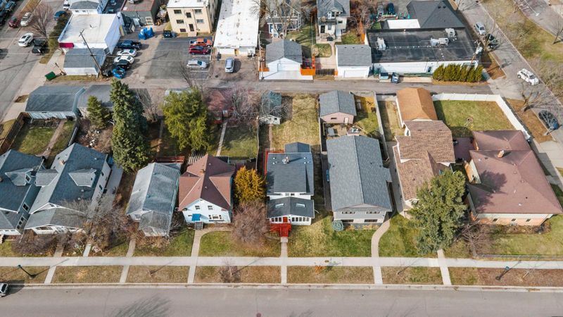 1203 Juno Ave, Saint Paul, MN 55116